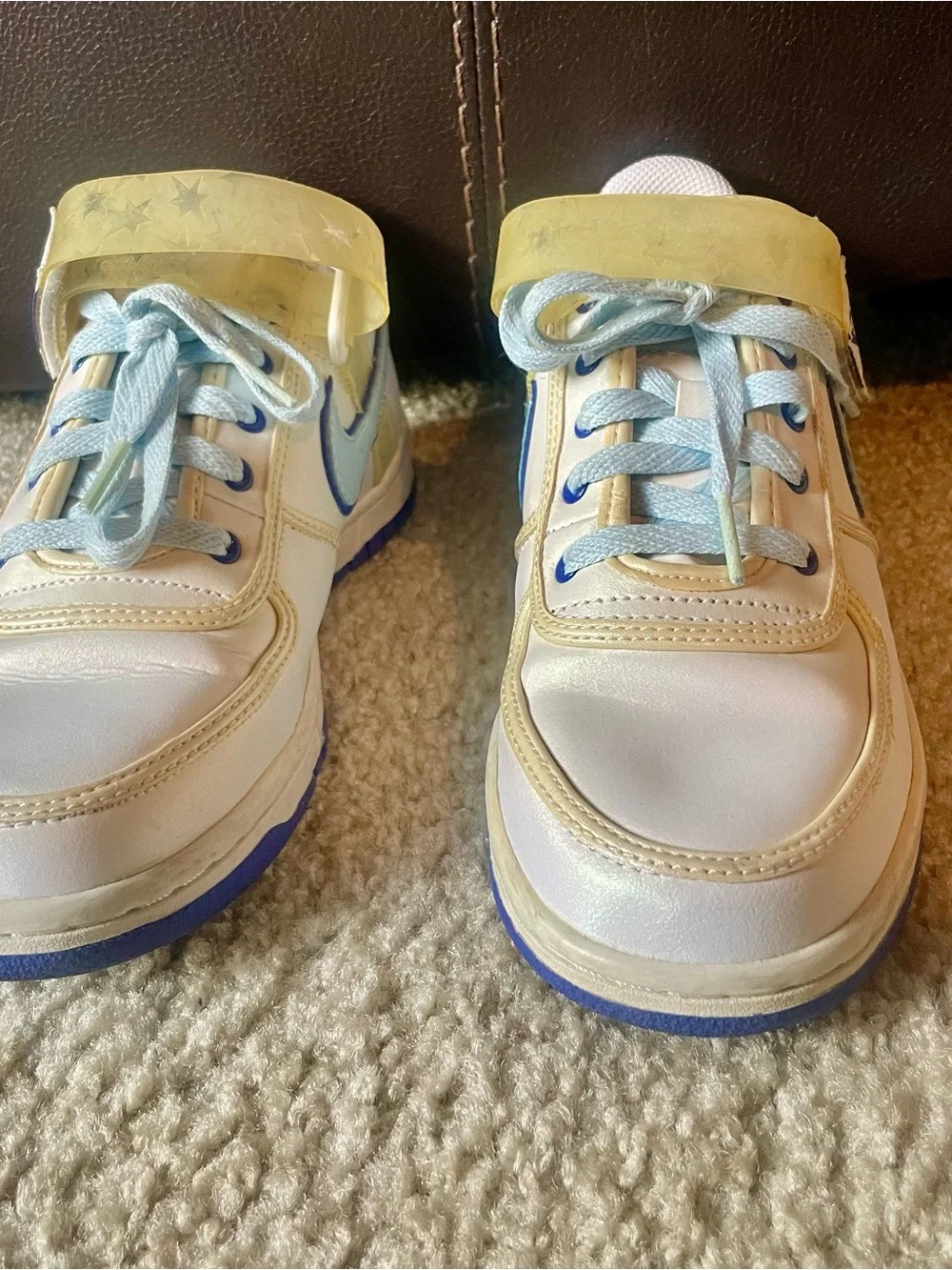 Nike 315419-143 Sneakers White Blue Star Strap Size 4.5Y / Women’s 6